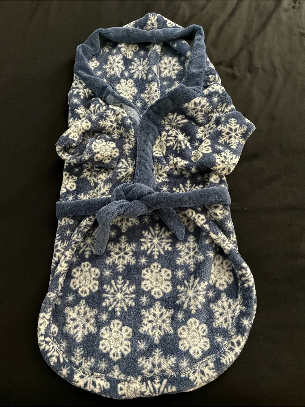 Cozy Navy Snowflake Dog Robe - Pet Bathrobe for Large Dogs